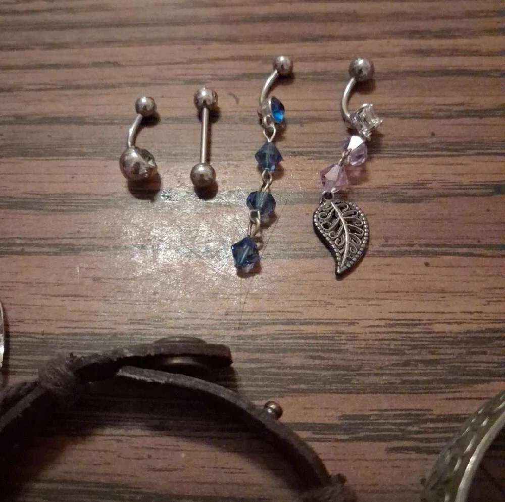 Fashion Jewelry 18 Piece Miscellaneous Lot